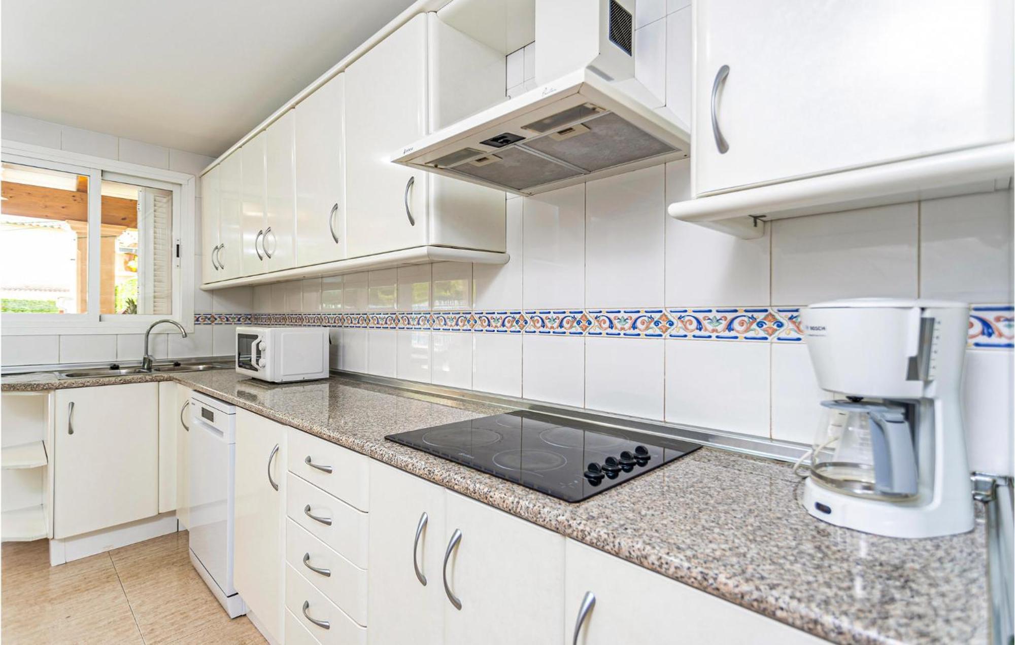4 Bedroom Beautiful Home In Alcudia Port de Alcudia  Exterior foto